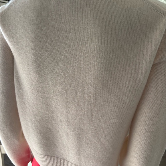 Banana Republic Cashmere Cream Cardigan. - Picture 7 of 7